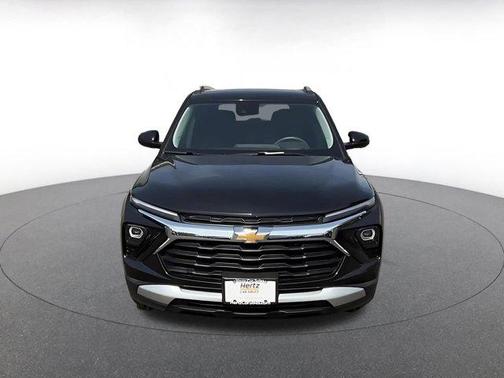 Mosaic Black Metallic 2025 Chevrolet Trailblazer LT