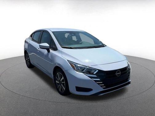 2024 Nissan Versa 1.6 SV