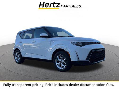 Snow White Pearl 2025 Kia Soul LX