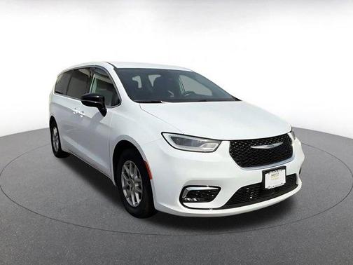 Bright White Clearcoat 2024 Chrysler Pacifica Touring L