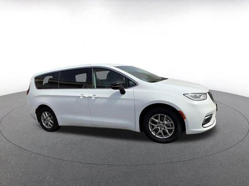 Bright White Clearcoat 2024 Chrysler Pacifica Touring L