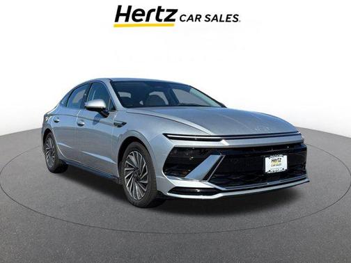 2025 Hyundai SONATA Hybrid SE