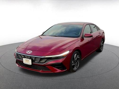 2025 Hyundai ELANTRA SEL