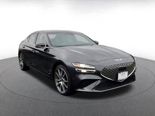 2025 Genesis G70 2.5T RWD