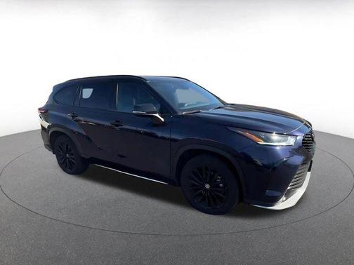 2025 Toyota Highlander XSE