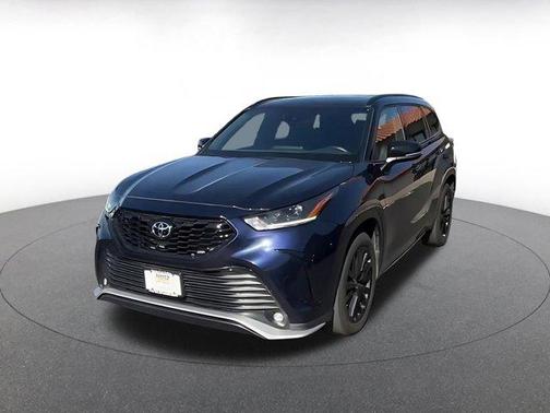 2025 Toyota Highlander XSE