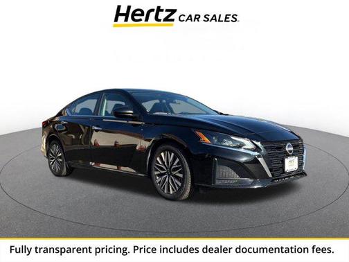 Super Black 2025 Nissan Altima SV FWD
