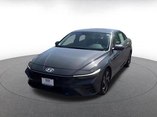 2025 Hyundai ELANTRA SEL