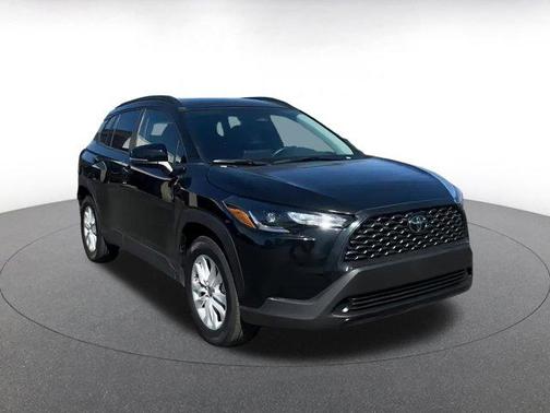 2025 Toyota Corolla Cross LE