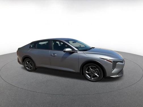 Steel Gray 2025 Kia K4 LXS