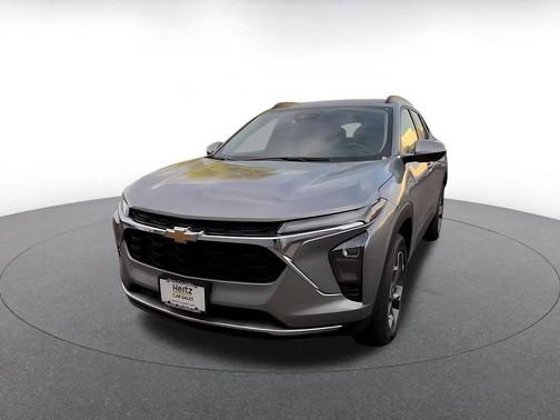 Sterling Gray Metallic 2025 Chevrolet Trax LT