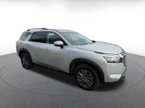 2025 Nissan Pathfinder SV FWD