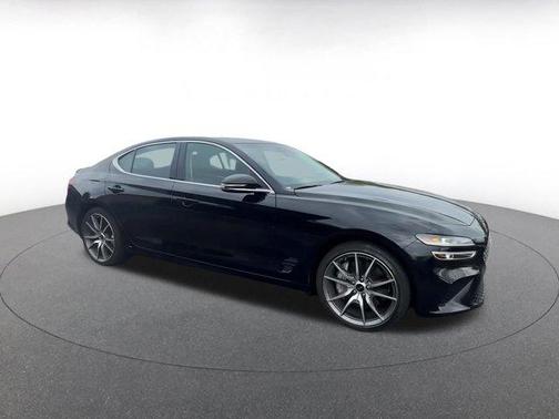 2025 Genesis G70 2.5T RWD