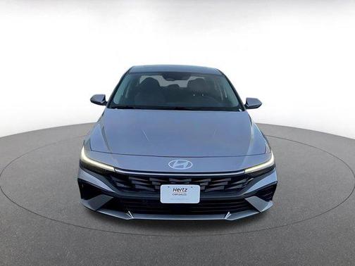 Fluid Metal 2025 Hyundai ELANTRA HEV Limited