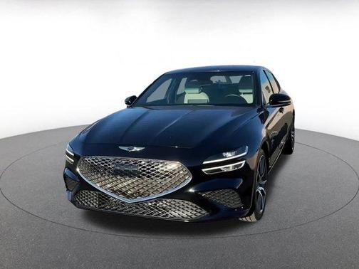 2025 Genesis G70 2.5T RWD