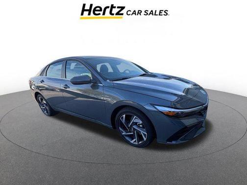 2025 Hyundai ELANTRA SEL