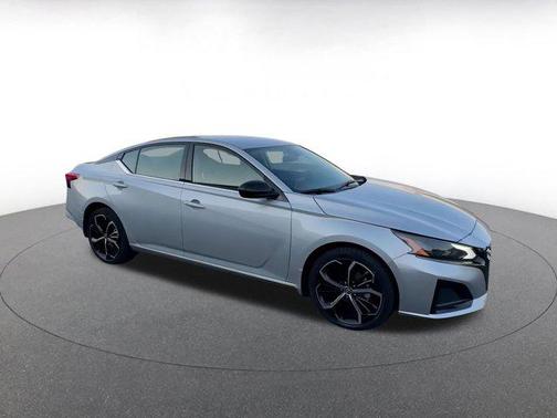2024 Nissan Altima SR Intelligent AWD