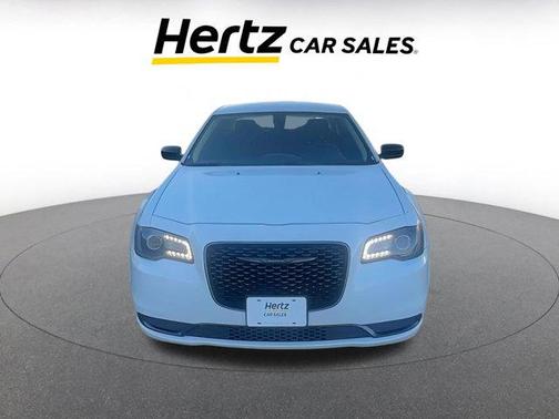 2022 Chrysler 300 Touring