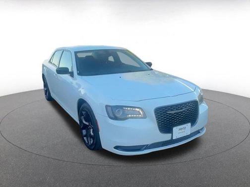 2022 Chrysler 300 Touring