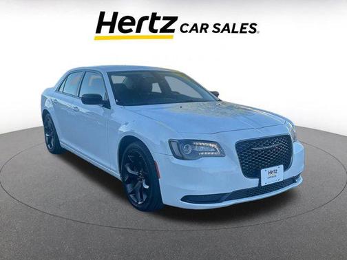 2022 Chrysler 300 Touring