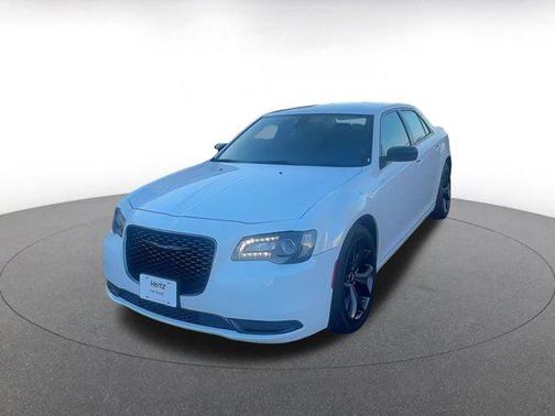 2022 Chrysler 300 Touring