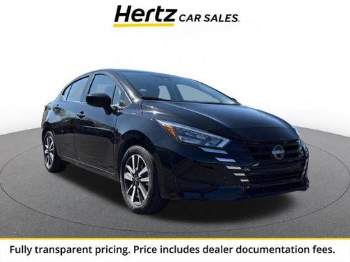 Super Black 2025 Nissan Versa 1.6 SV