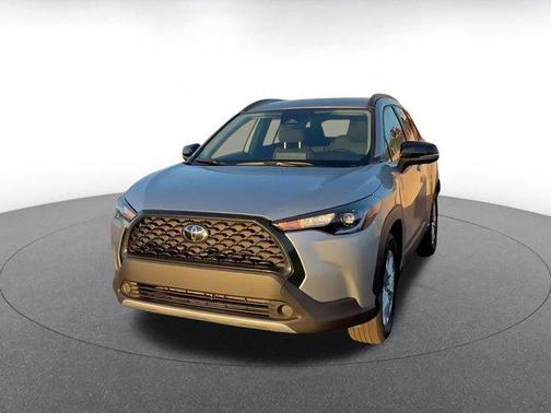2025 Toyota Corolla Cross LE