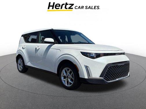 Snow White Pearl 2025 Kia Soul LX