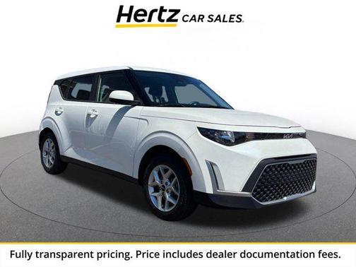 Snow White Pearl 2025 Kia Soul LX