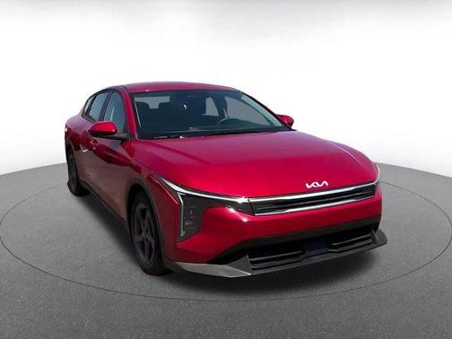 Currant Red 2025 Kia K4 LXS