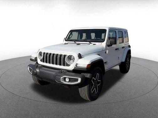 Bright White Clearcoat 2025 Jeep Wrangler 4-Door Sahara 4x4