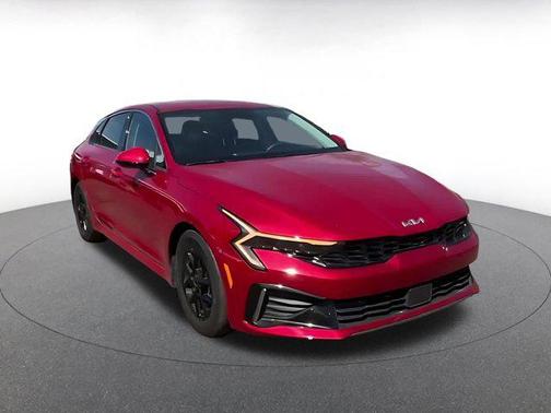 2025 Kia K5 LXS