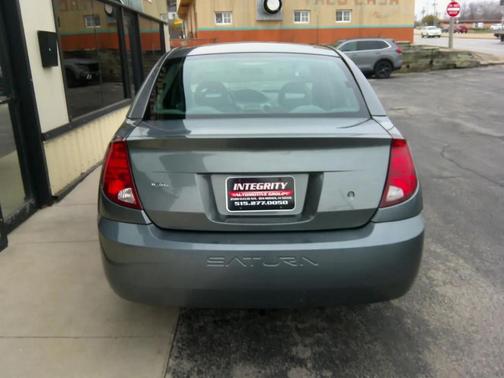 Gray 2005 Saturn Ion 2