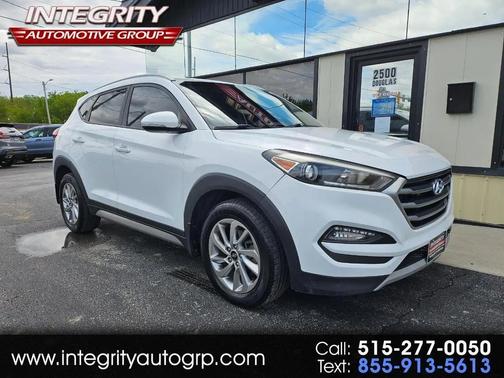 White 2017 Hyundai TUCSON Eco