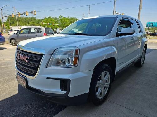 White 2016 GMC Terrain SLE-1