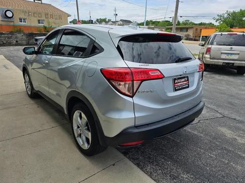 Silver 2016 Honda HR-V EX