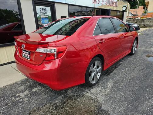 Burgundy 2013 Toyota Camry XLE