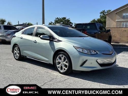 Green Mist Metallic 2018 Chevrolet Volt Premier
