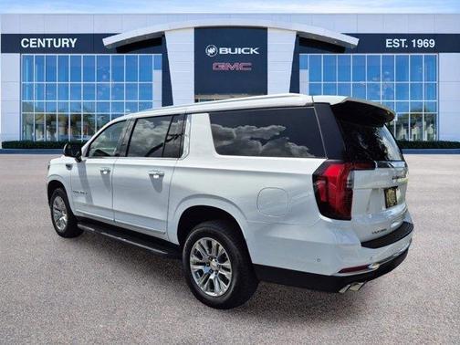 Summit White 2025 GMC Yukon XL Denali