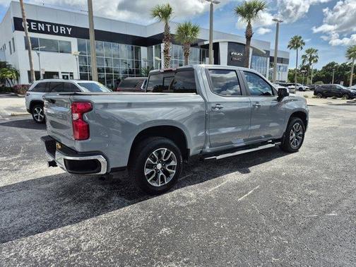 Slate Gray Metallic 2024 Chevrolet Silverado 1500 LT