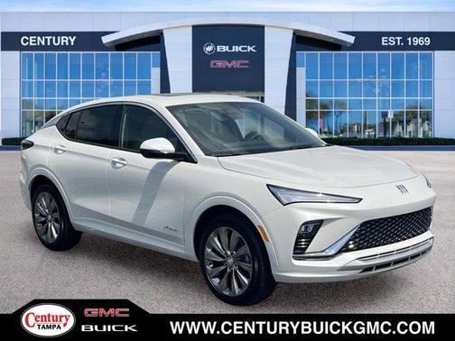 White Frost Tri-Coat 2026 Buick Envista Avenir