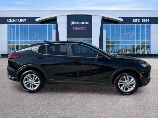 Ebony Twilight Metallic 2026 Buick Envista Preferred