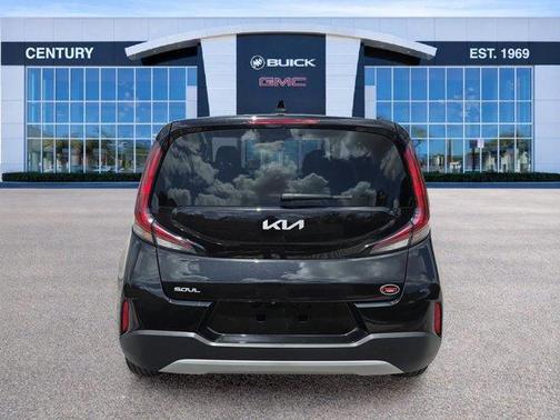 Black 2025 Kia Soul LX