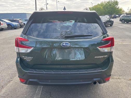 Cascade Green Silica 2023 Subaru Forester Limited
