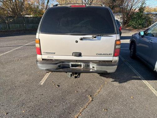 2004 Chevrolet Tahoe LS