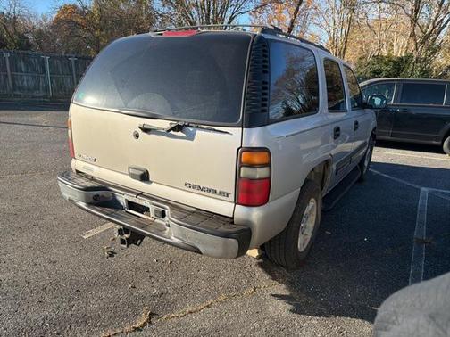 2004 Chevrolet Tahoe LS