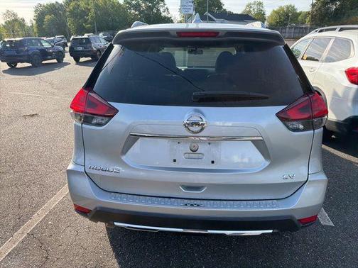 Brilliant Silver 2017 Nissan Rogue SV