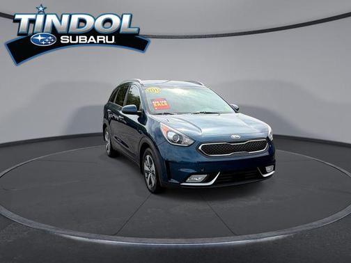 Deep Cerulean 2017 Kia Niro LX