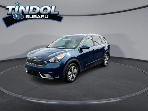 Deep Cerulean 2017 Kia Niro LX