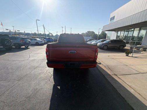 Hot Pepper Red Metallic Tinted Clearcoat 2023 Ford F-150 XLT